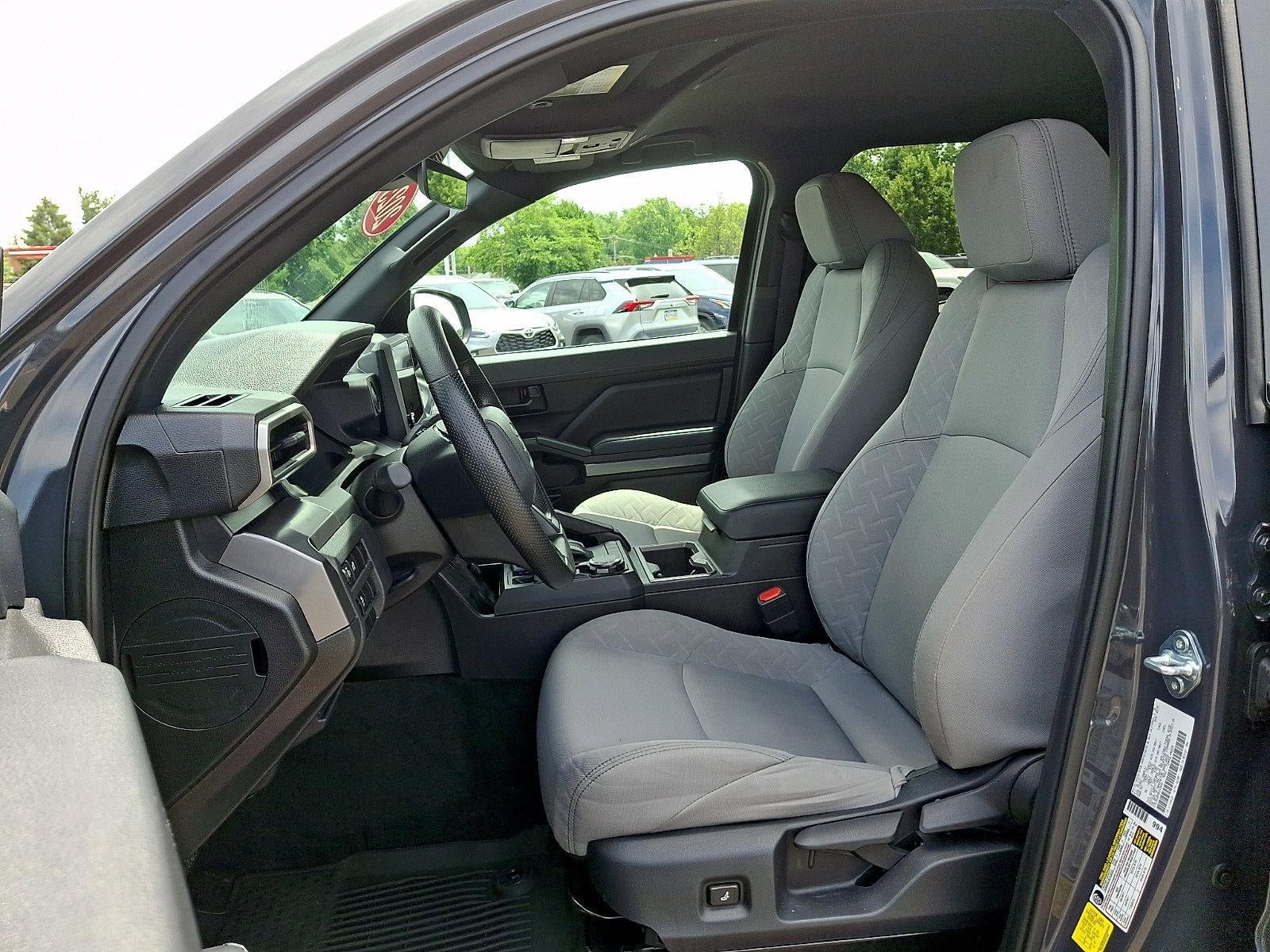 2025 Toyota Tacoma 4WD 4WD SR5 Double Cab 6' Bed AT (Natl)