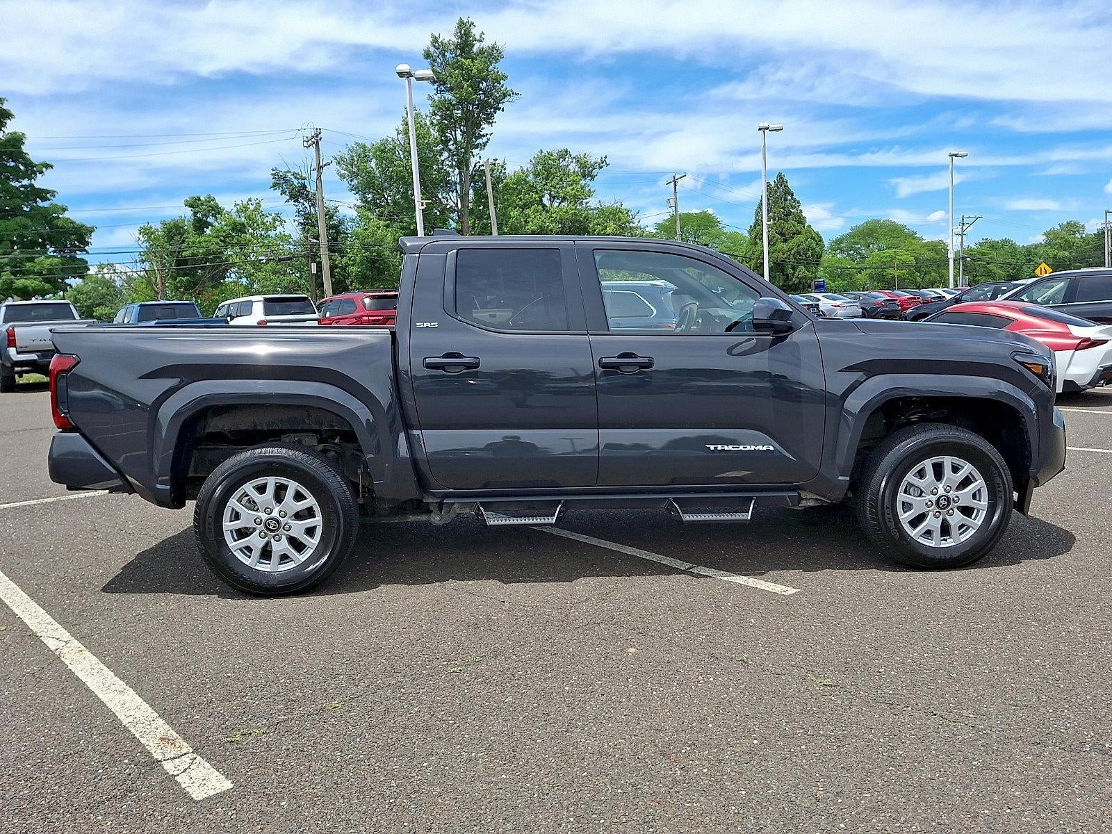 2025 Toyota Tacoma 4WD 4WD SR5 Double Cab 6' Bed AT (Natl)
