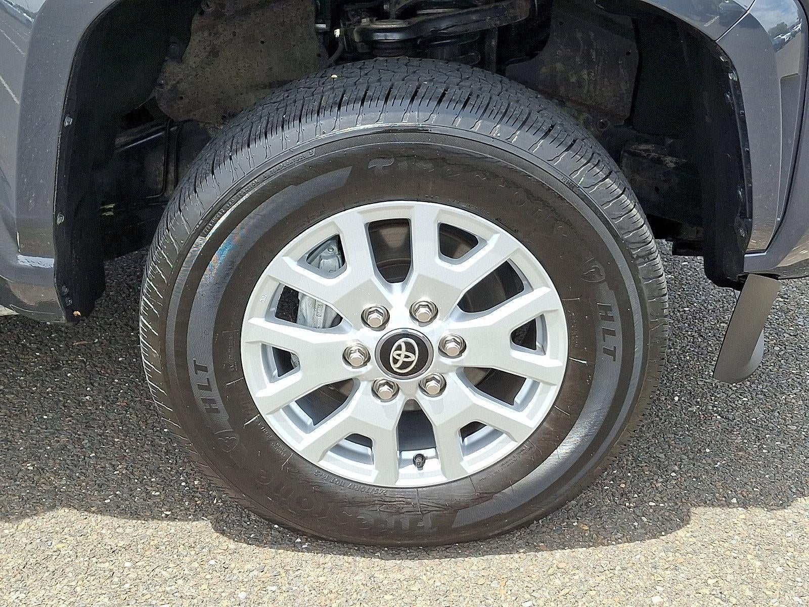 2025 Toyota Tacoma 4WD 4WD SR5 Double Cab 6' Bed AT (Natl)