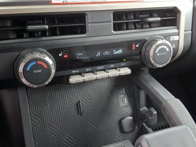 2025 Toyota Tacoma 4WD 4WD SR5 Double Cab 6' Bed AT (Natl)