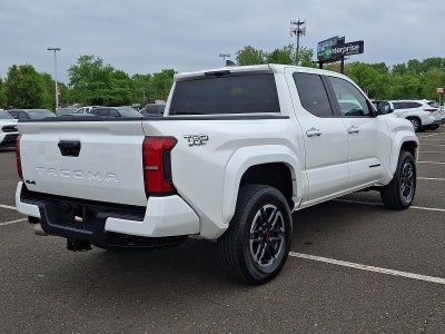 2026 Toyota Tacoma 4WD 4WD TRD Sport Double Cab 5' Bed AT (Natl)
