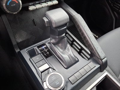 2025 Toyota Tacoma 4WD 4WD SR5 Double Cab 6' Bed AT (Natl)