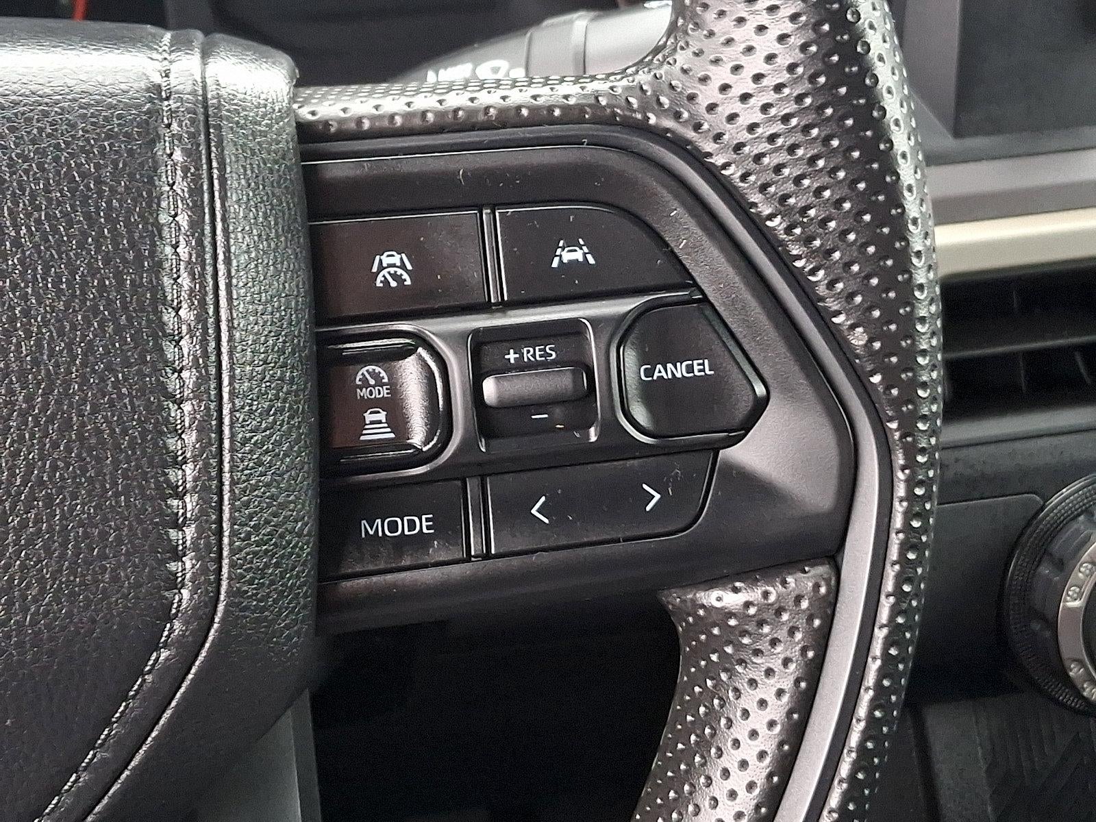 2025 Toyota Tacoma 4WD 4WD SR5 Double Cab 6' Bed AT (Natl)