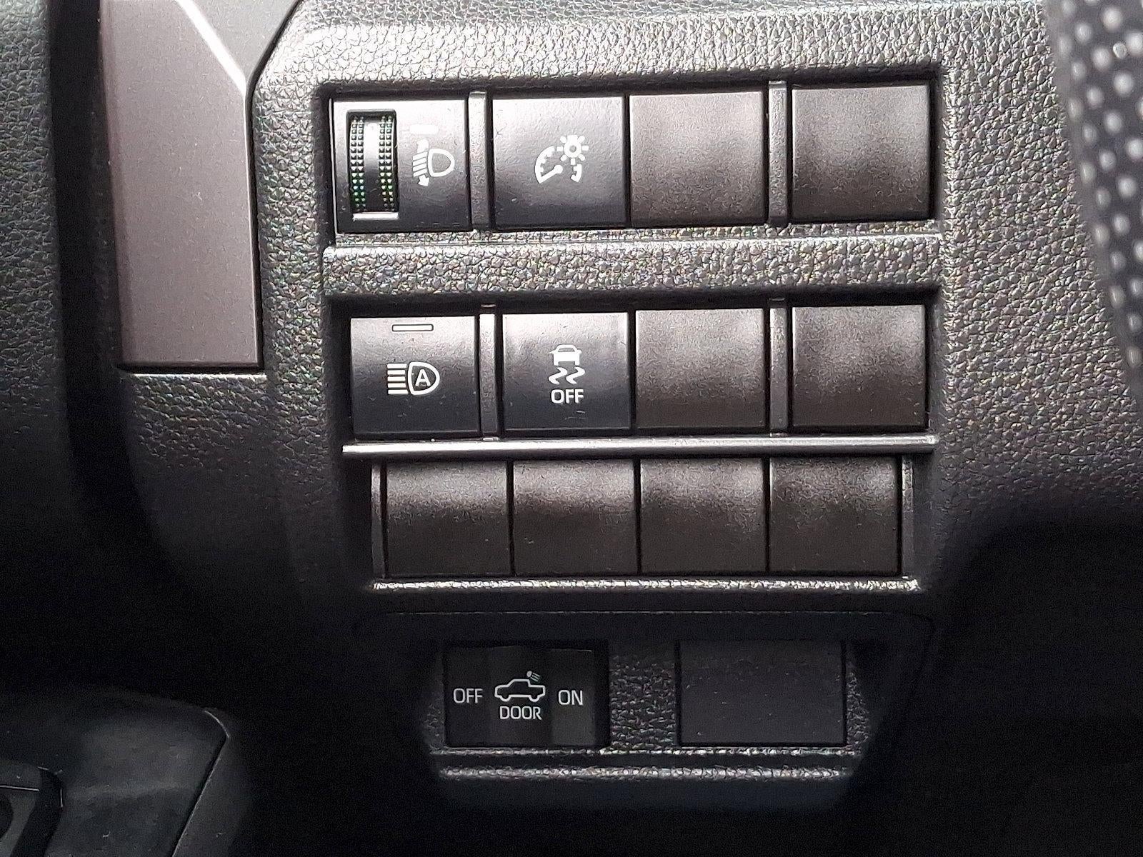 2025 Toyota Tacoma 4WD 4WD SR5 Double Cab 6' Bed AT (Natl)