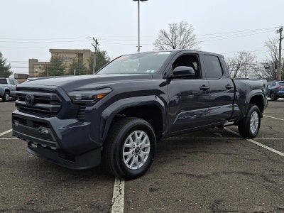 2025 Toyota Tacoma 4WD 4WD SR5 Double Cab 6' Bed AT (Natl)