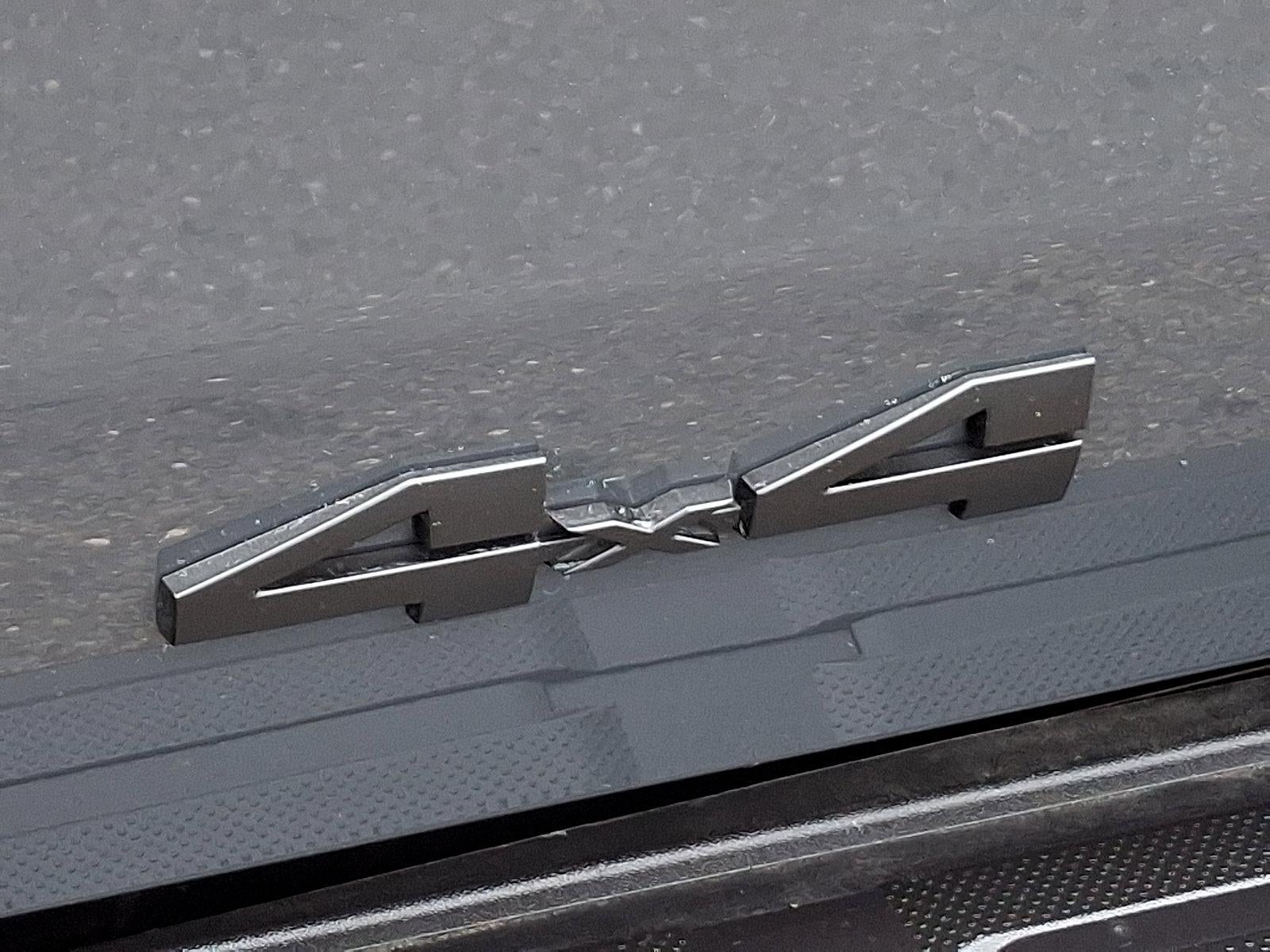 2025 Toyota Tacoma 4WD 4WD SR5 Double Cab 6' Bed AT (Natl)