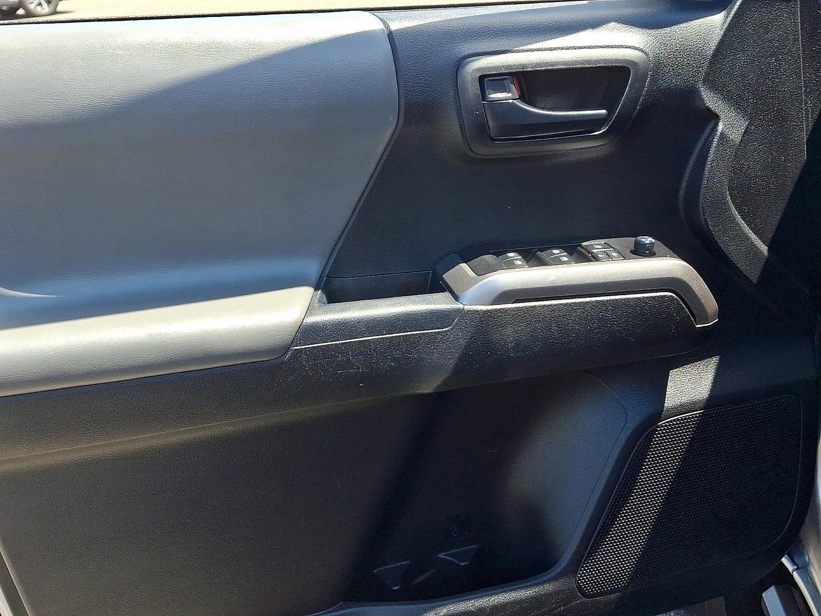 2021 Toyota Tacoma 4WD 4WD SR5 Double Cab 5' Bed V6 AT (Natl)