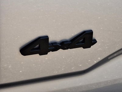 2021 Toyota Tacoma 4WD 4WD SR5 Double Cab 5' Bed V6 AT (Natl)