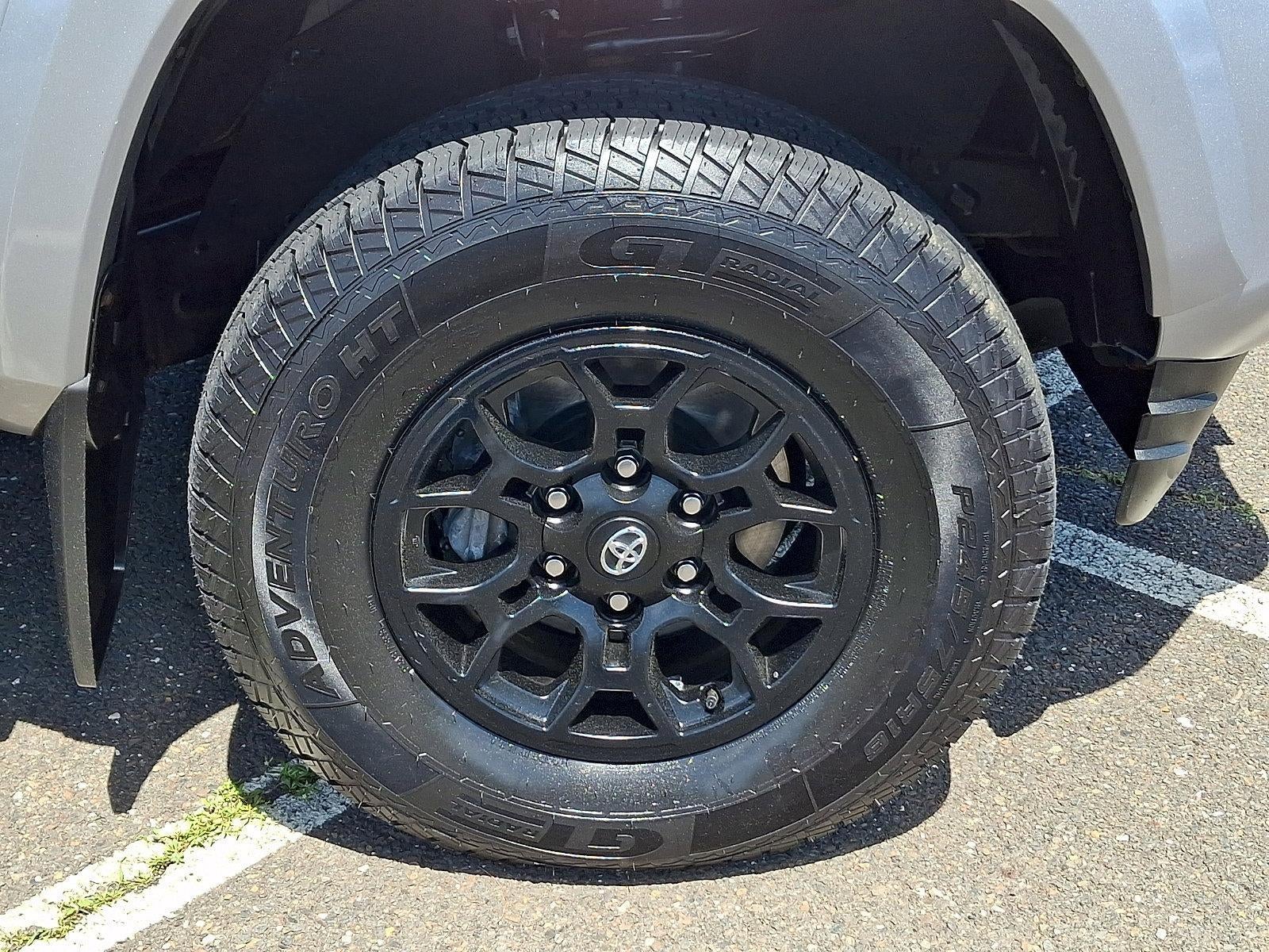 2021 Toyota Tacoma 4WD 4WD SR5 Double Cab 5' Bed V6 AT (Natl)