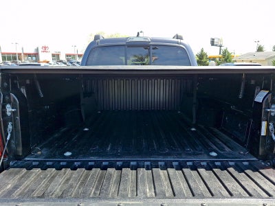 2023 Toyota Tacoma 4WD 4WD SR Double Cab 5' Bed V6 AT (GS)