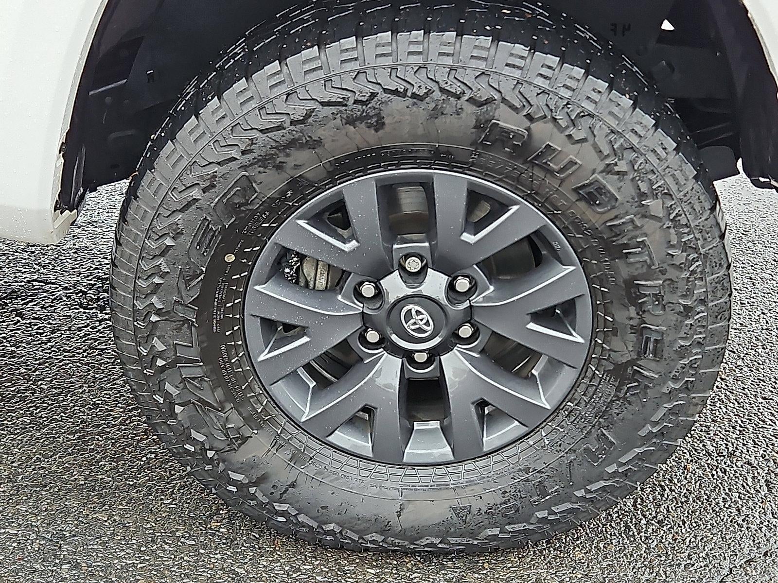 2023 Toyota Tacoma 4WD 4WD SR5 Double Cab 6' Bed V6 AT (Natl)