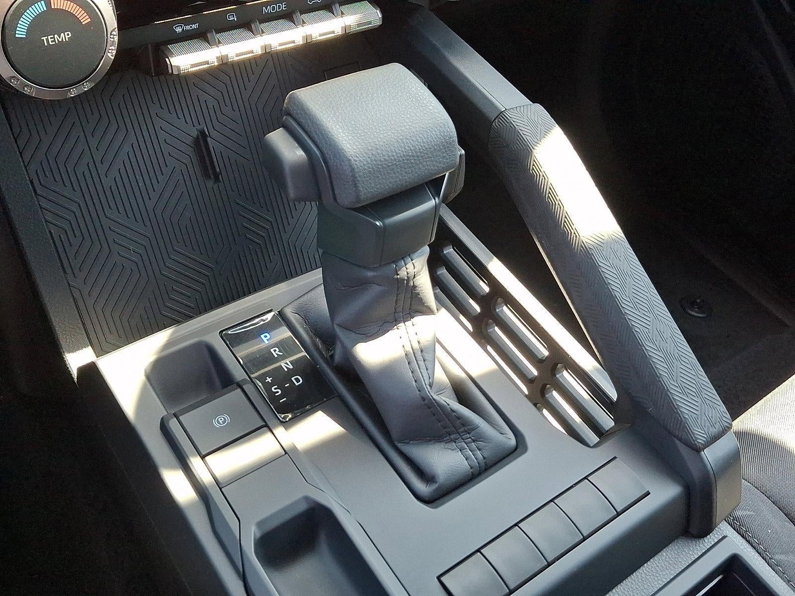 2025 Toyota Tacoma 2WD 2WD SR XtraCab 6' Bed AT (GS)