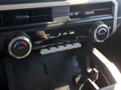 2024 Toyota Tacoma 2WD 2WD SR Double Cab 5' Bed AT (Natl)