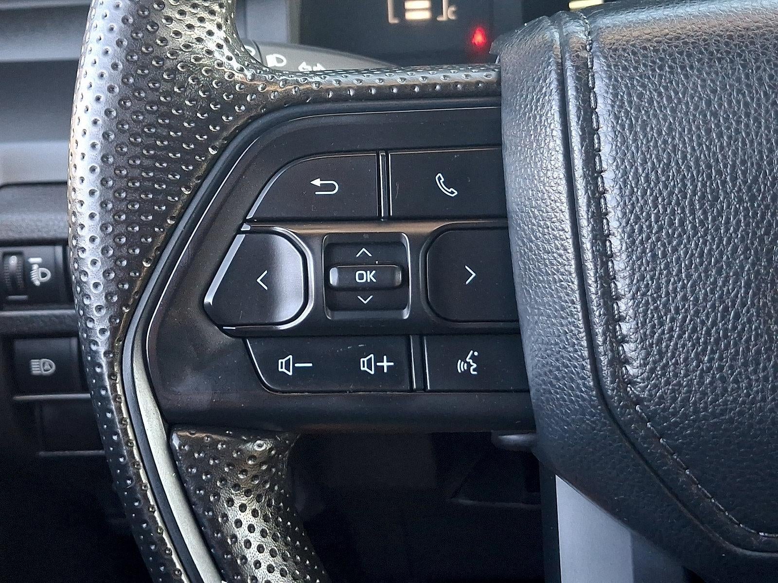 2024 Toyota Tacoma 2WD 2WD SR Double Cab 5' Bed AT (Natl)