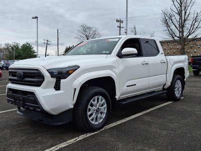 2024 Toyota Tacoma 4WD 4WD SR5 Double Cab 5' Bed AT (Natl)