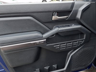 2025 Toyota Tacoma 4WD 4WD TRD Off Road Double Cab 5' Bed AT (Natl)