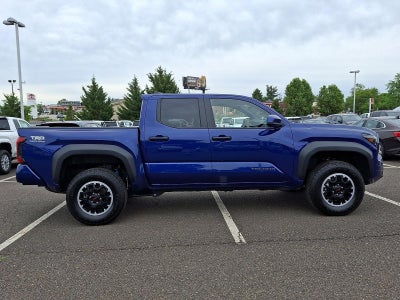 2025 Toyota Tacoma 4WD 4WD TRD Off Road Double Cab 5' Bed AT (Natl)
