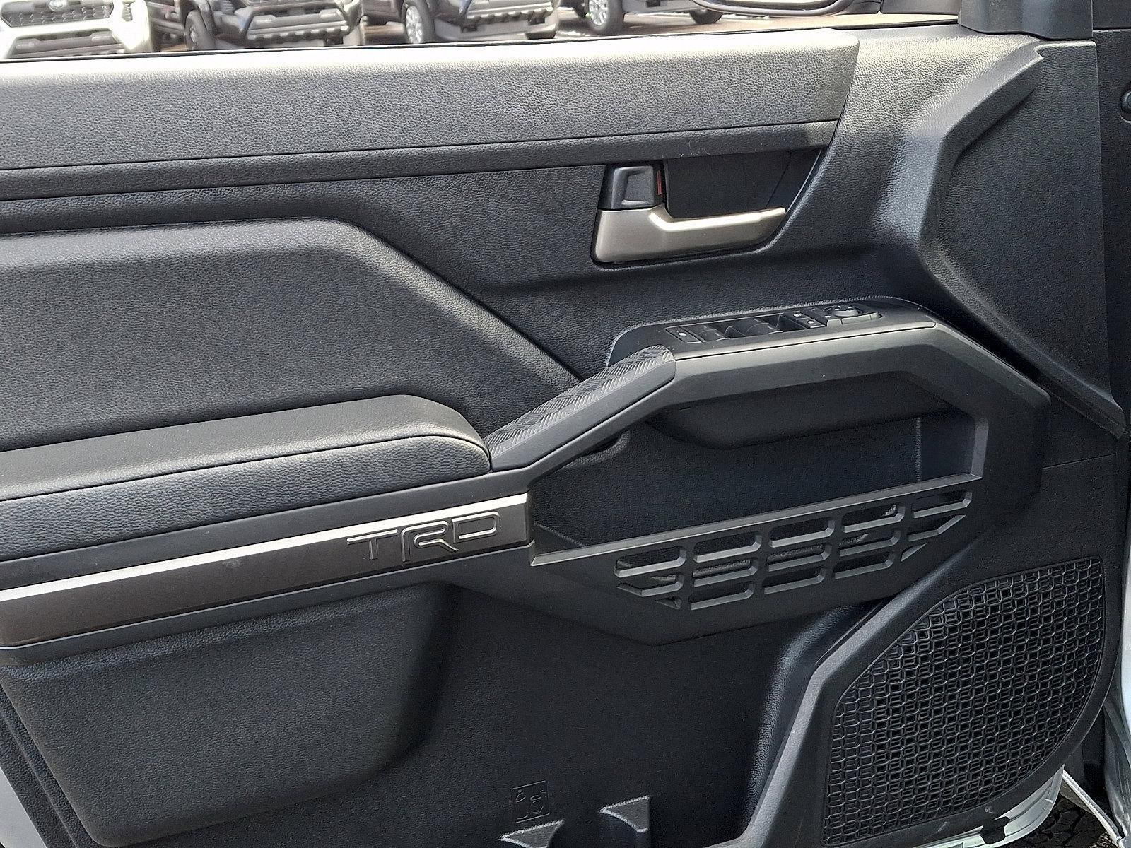 2025 Toyota Tacoma 4WD 4WD TRD Off Road Double Cab 5' Bed AT (Natl)