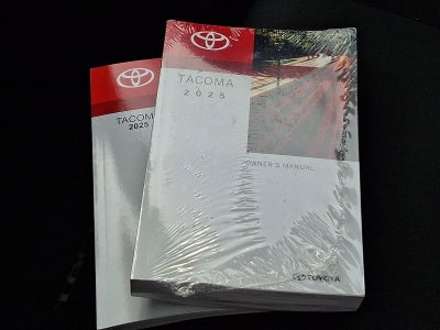 2025 Toyota Tacoma 4WD 4WD TRD Off Road Double Cab 5' Bed AT (Natl)