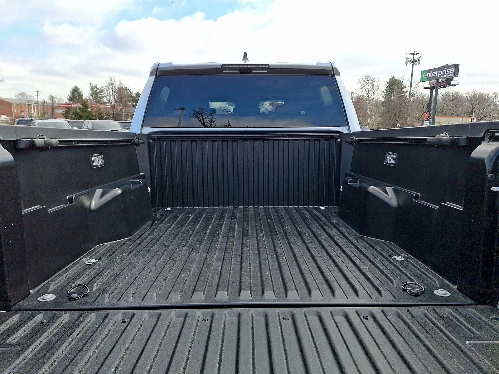 2025 Toyota Tacoma 4WD 4WD TRD Off Road Double Cab 5' Bed AT (Natl)