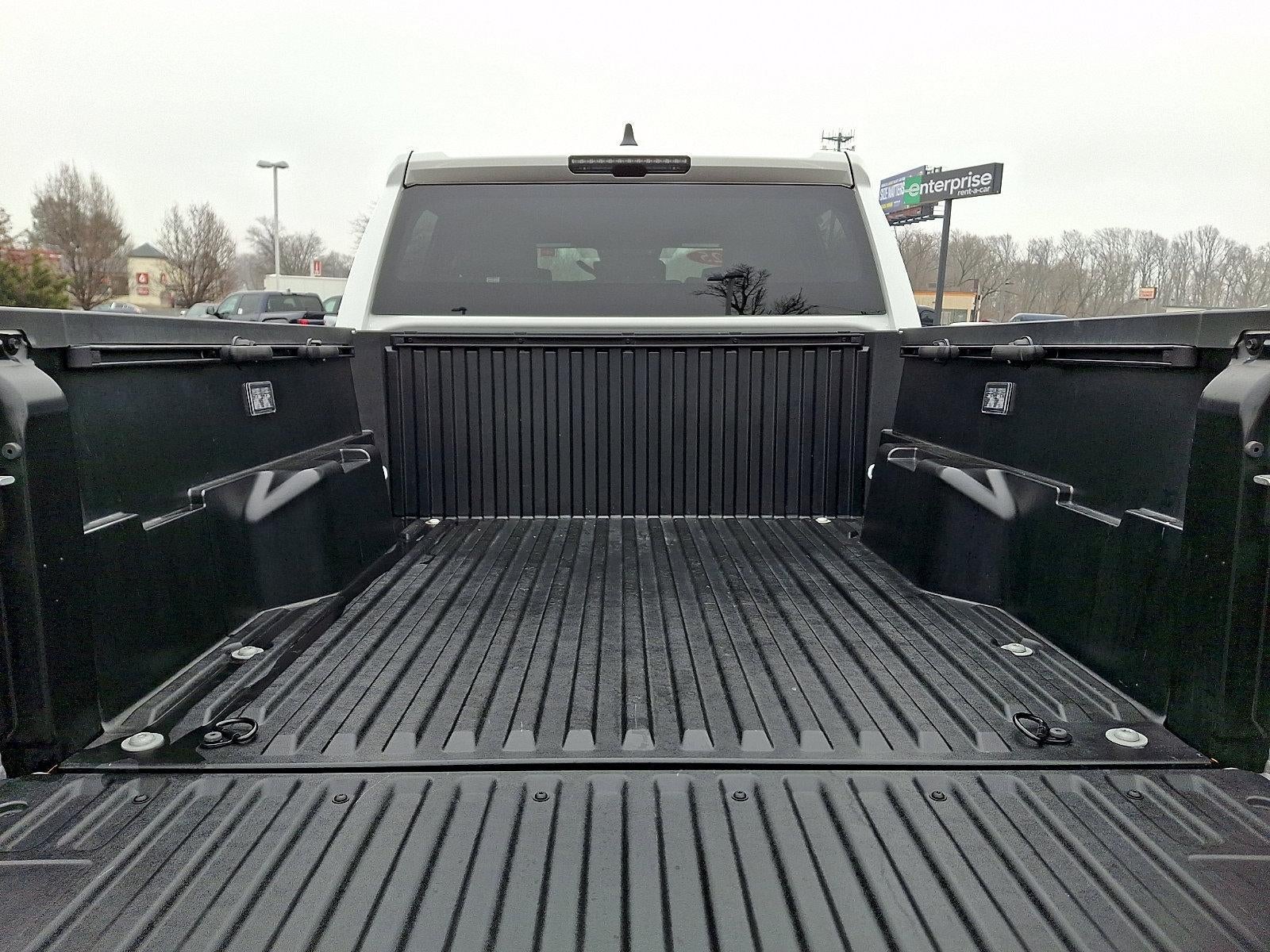 2025 Toyota Tacoma 4WD 4WD TRD Off Road Double Cab 5' Bed AT (Natl)