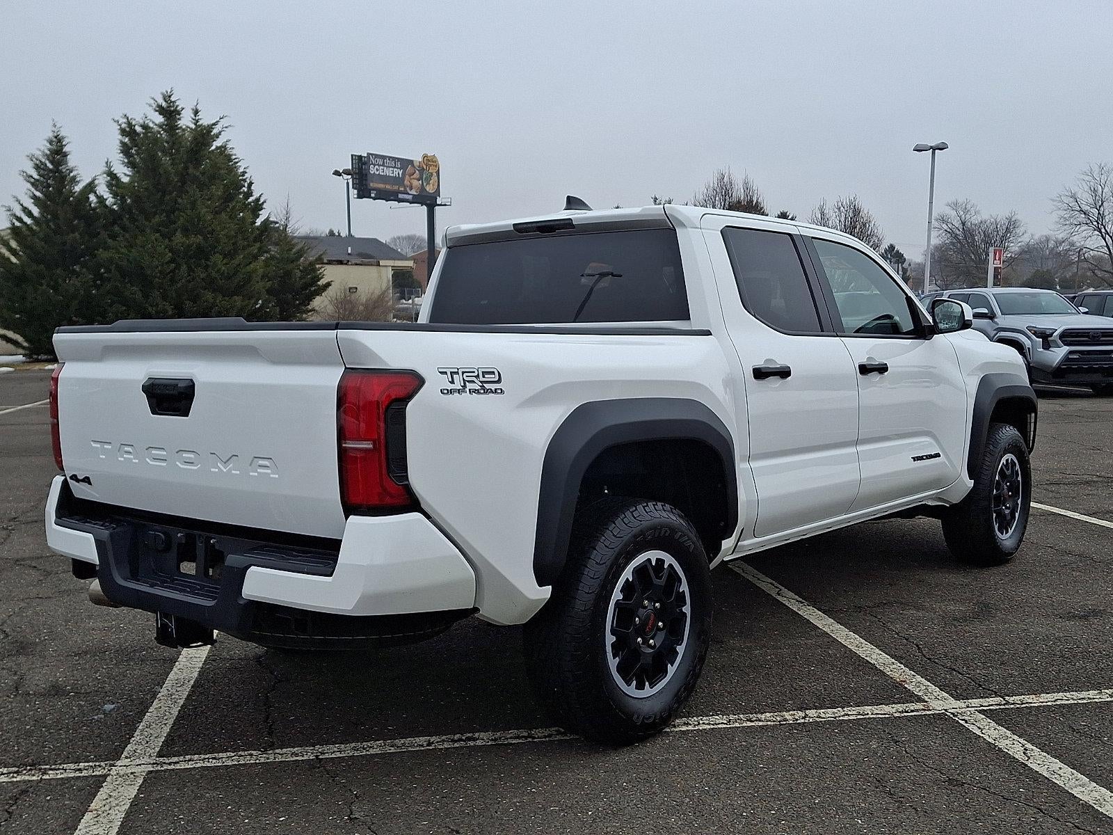 2025 Toyota Tacoma 4WD 4WD TRD Off Road Double Cab 5' Bed AT (Natl)