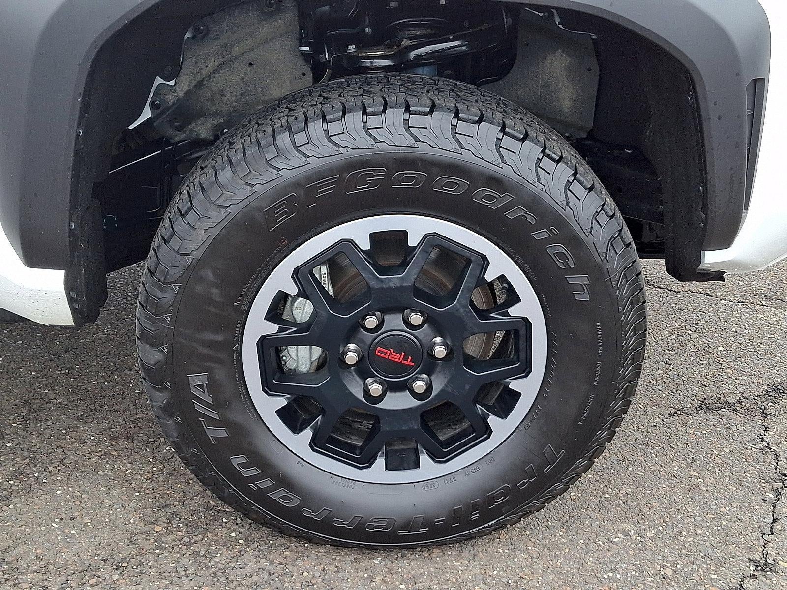 2025 Toyota Tacoma 4WD 4WD TRD Off Road Double Cab 5' Bed AT (Natl)