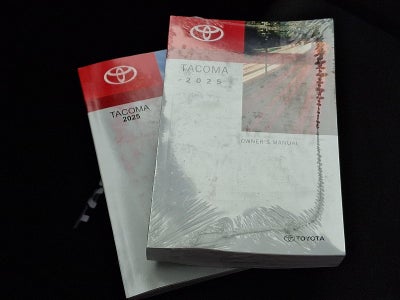 2025 Toyota Tacoma 4WD 4WD TRD Sport Double Cab 5' Bed AT (Natl)