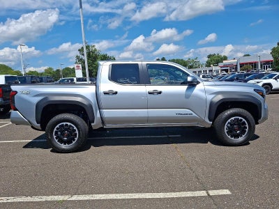 2026 Toyota Tacoma 4WD 4WD TRD Off Road Double Cab 5' Bed AT (Natl)