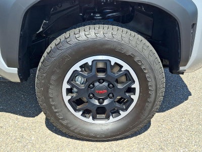 2026 Toyota Tacoma 4WD 4WD TRD Off Road Double Cab 5' Bed AT (Natl)