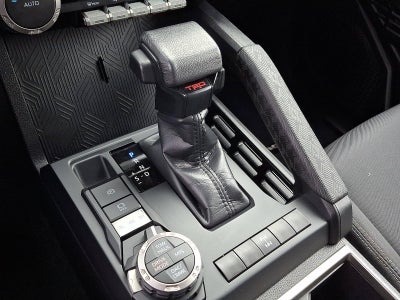 2025 Toyota Tacoma 4WD 4WD TRD Off Road Double Cab 5' Bed AT (Natl)