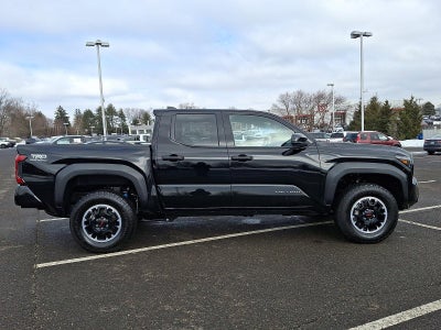 2025 Toyota Tacoma 4WD 4WD TRD Off Road Double Cab 5' Bed AT (Natl)