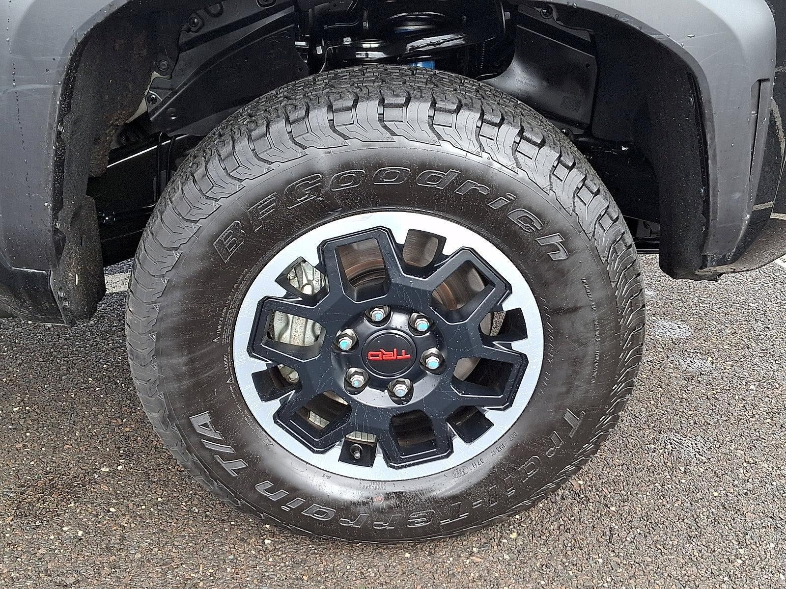 2025 Toyota Tacoma 4WD 4WD TRD Off Road Double Cab 5' Bed AT (Natl)