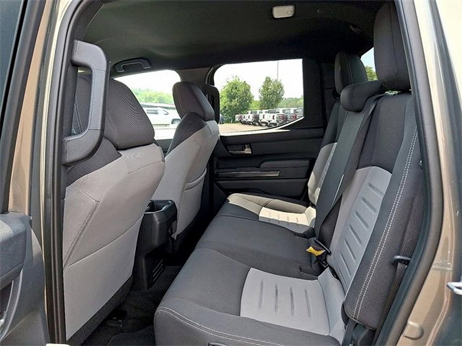 2024 Toyota Tacoma 4WD 4WD TRD Sport Double Cab 5' Bed MT (Natl)