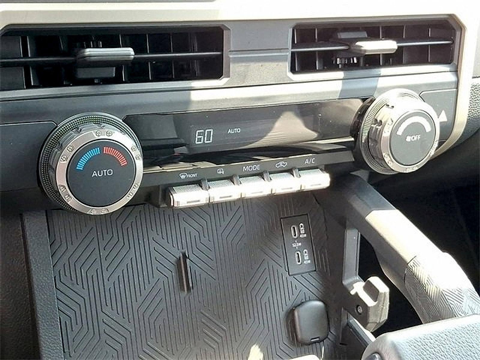 2024 Toyota Tacoma 4WD 4WD TRD Sport Double Cab 5' Bed MT (Natl)