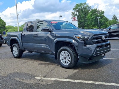 2024 Toyota Tacoma 4WD 4WD SR5 Double Cab 6' Bed AT (Natl)