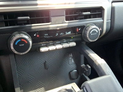 2024 Toyota Tacoma 4WD 4WD SR5 Double Cab 6' Bed AT (Natl)
