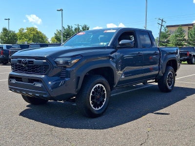 2026 Toyota Tacoma 4WD 4WD TRD Off Road Double Cab 5' Bed AT (Natl)