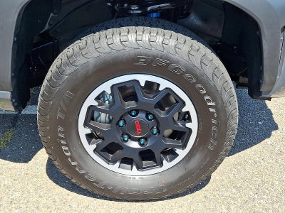 2026 Toyota Tacoma 4WD 4WD TRD Off Road Double Cab 5' Bed AT (Natl)