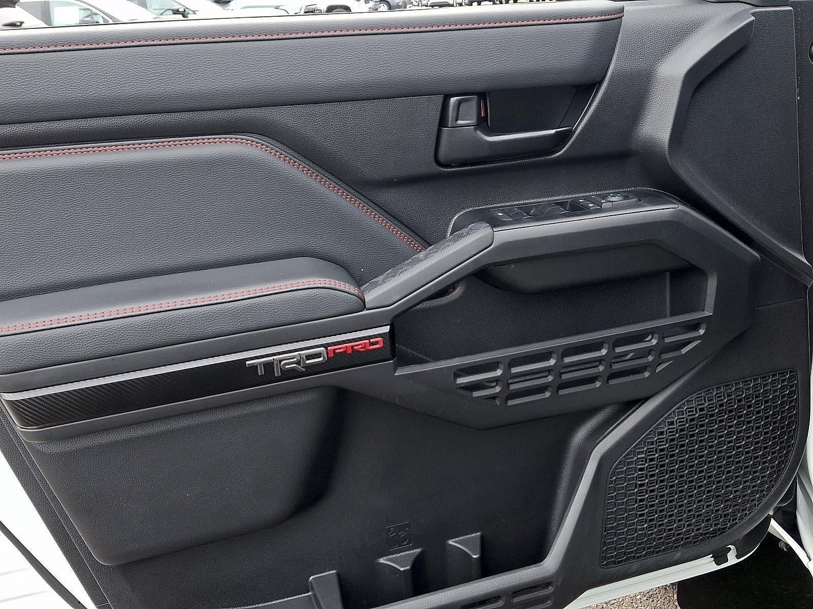 2025 Toyota Tacoma 4WD 4WD TRD Pro Hybrid Double Cab 5' Bed AT (Natl)