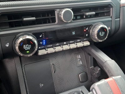 2025 Toyota Tacoma 4WD 4WD TRD Pro Hybrid Double Cab 5' Bed AT (Natl)
