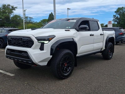 2025 Toyota Tacoma 4WD 4WD TRD Pro Hybrid Double Cab 5' Bed AT (Natl)