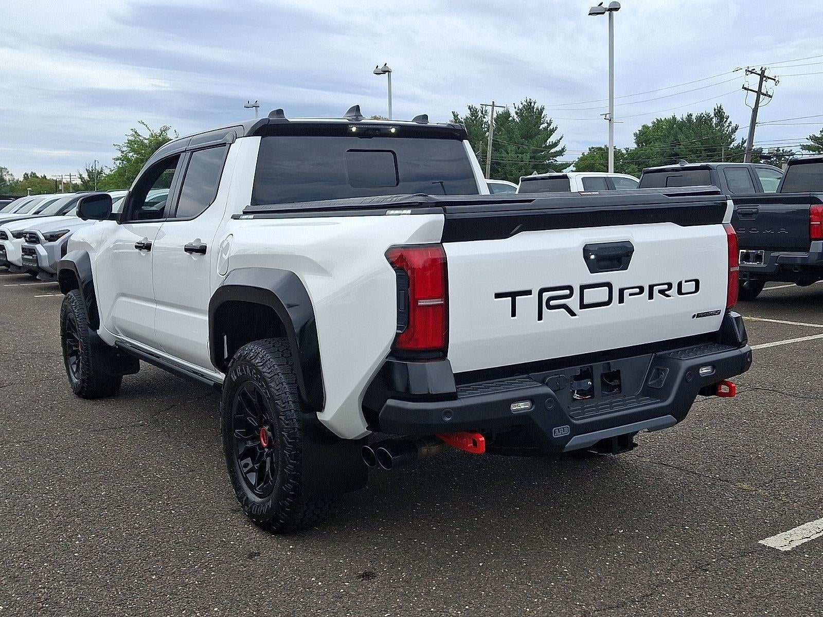 2025 Toyota Tacoma 4WD 4WD TRD Pro Hybrid Double Cab 5' Bed AT (Natl)