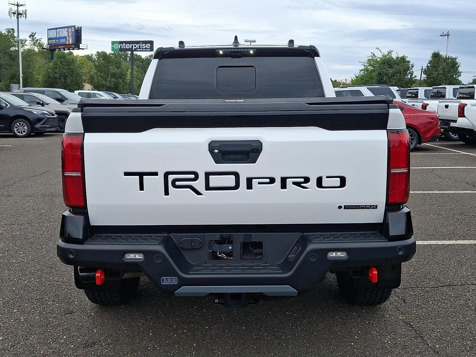 2025 Toyota Tacoma 4WD 4WD TRD Pro Hybrid Double Cab 5' Bed AT (Natl)