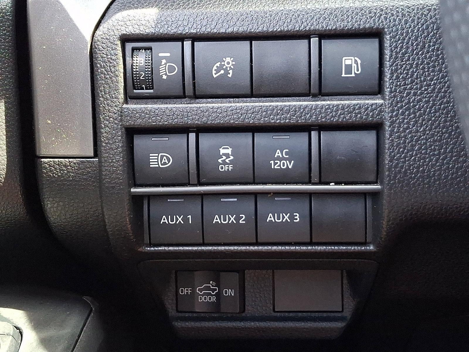 2025 Toyota Tacoma 4WD 4WD TRD Sport Hybrid Double Cab 5' Bed AT (Natl)