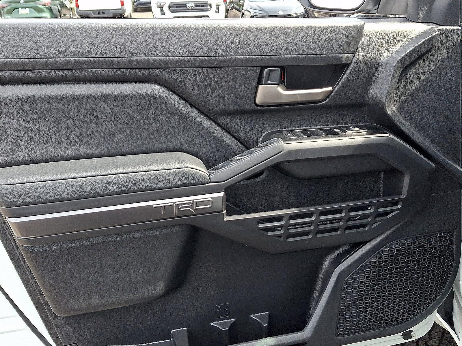 2025 Toyota Tacoma 4WD 4WD TRD Off Road Hybrid Double Cab 5' Bed AT (Natl)