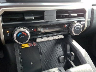 2025 Toyota Tacoma 4WD 4WD TRD Off Road Hybrid Double Cab 5' Bed AT (Natl)