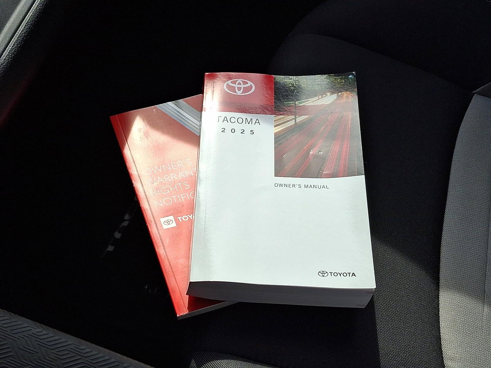 2025 Toyota Tacoma 4WD 4WD TRD Off Road Hybrid Double Cab 5' Bed AT (Natl)