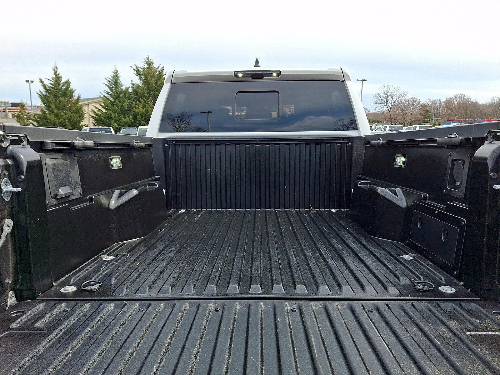 2025 Toyota Tacoma 4WD 4WD TRD Off Road Hybrid Double Cab 5' Bed AT (Natl)