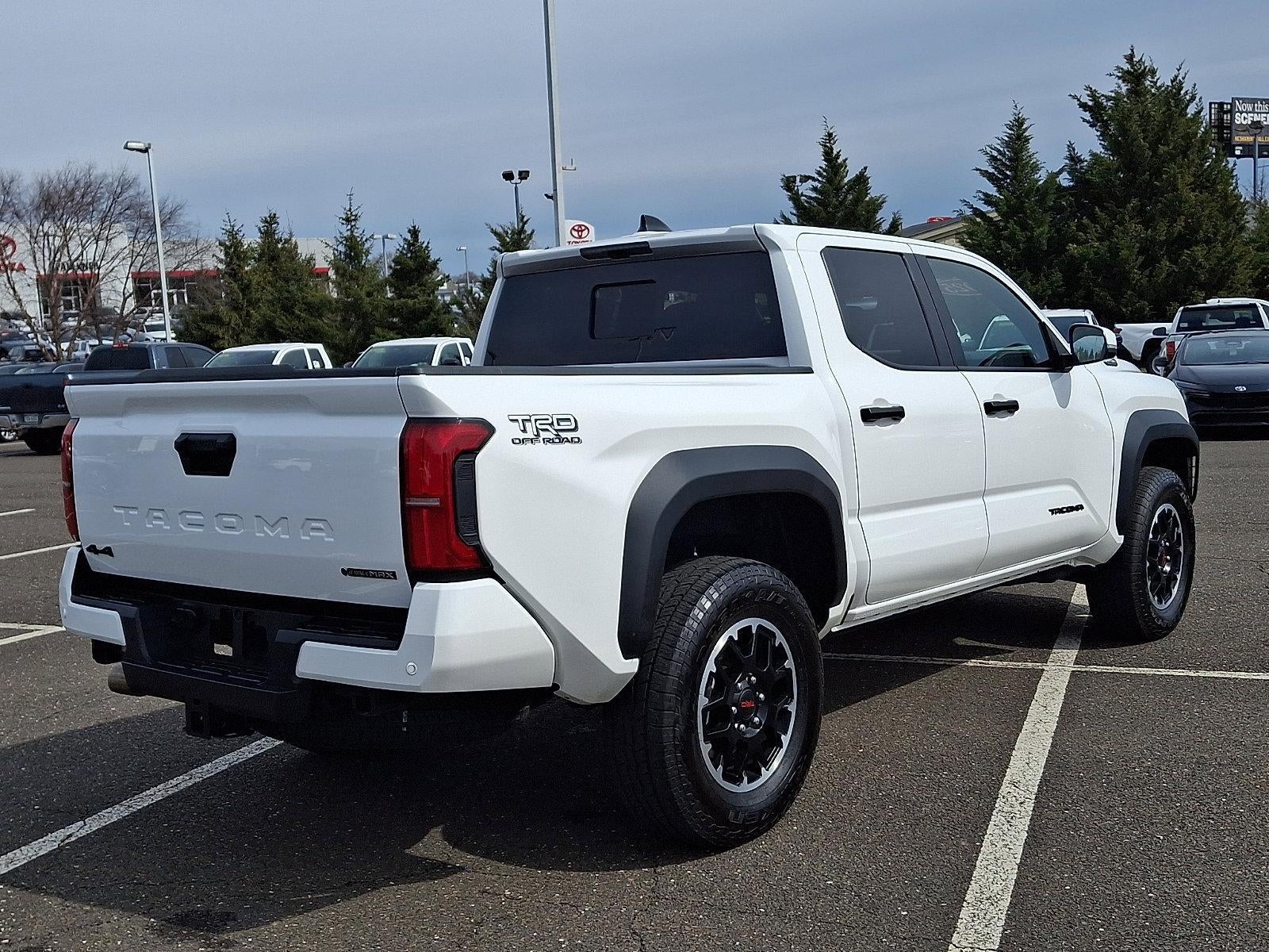 2025 Toyota Tacoma 4WD 4WD TRD Off Road Hybrid Double Cab 5' Bed AT (Natl)